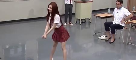 成人踩高板凳视频教程,视频教程详解-第2张图片-同人3d动漫 成人踩高板凳视频教程,视频教程详解-第2张图片-同人3d动漫