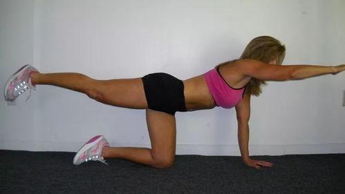 成人练劈叉步骤视频教程-第2张图片-同人3d动漫