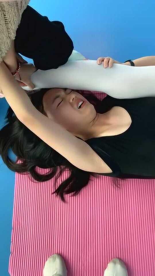 成人撕腿痛苦的视频,成人遭遇极限挑战-第3张图片-同人3d动漫 成人撕腿痛苦的视频,成人遭遇极限挑战-第3张图片-同人3d动漫