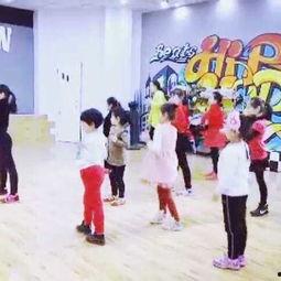 成人爵士班怎么上课视频,轻松愉悦的音乐之旅-第3张图片-同人3d动漫 成人爵士班怎么上课视频,轻松愉悦的音乐之旅-第3张图片-同人3d动漫