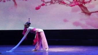 小戏迷独舞成人舞蹈视频,青春绽放的成人舞蹈风采-第2张图片-同人3d动漫 小戏迷独舞成人舞蹈视频,青春绽放的成人舞蹈风采-第2张图片-同人3d动漫