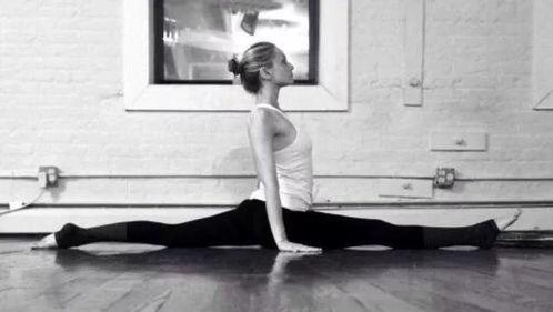 成人压腿合集视频大全,成人压腿合集视频解析-第3张图片-同人3d动漫 成人压腿合集视频大全,成人压腿合集视频解析-第3张图片-同人3d动漫