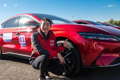 成人汽车大赛视频,惊险刺激!成人汽车大赛精彩瞬间大盘点-第3张图片-同人3d动漫 成人汽车大赛视频,惊险刺激!成人汽车大赛精彩瞬间大盘点-第3张图片-同人3d动漫